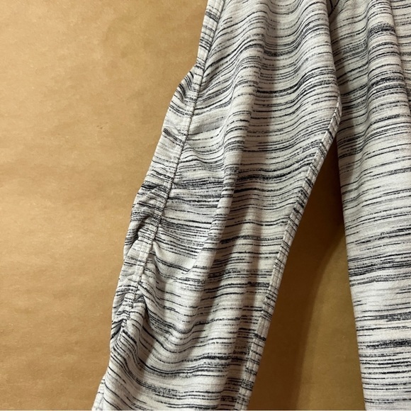 Lululemon | Runderful Long Sleeve Top Space Dye Camo Pullover Size 6 - Picture 4 of 14